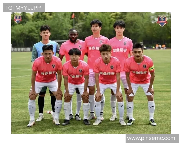 成都足球队荣登足球意识排行榜第二名引发热议